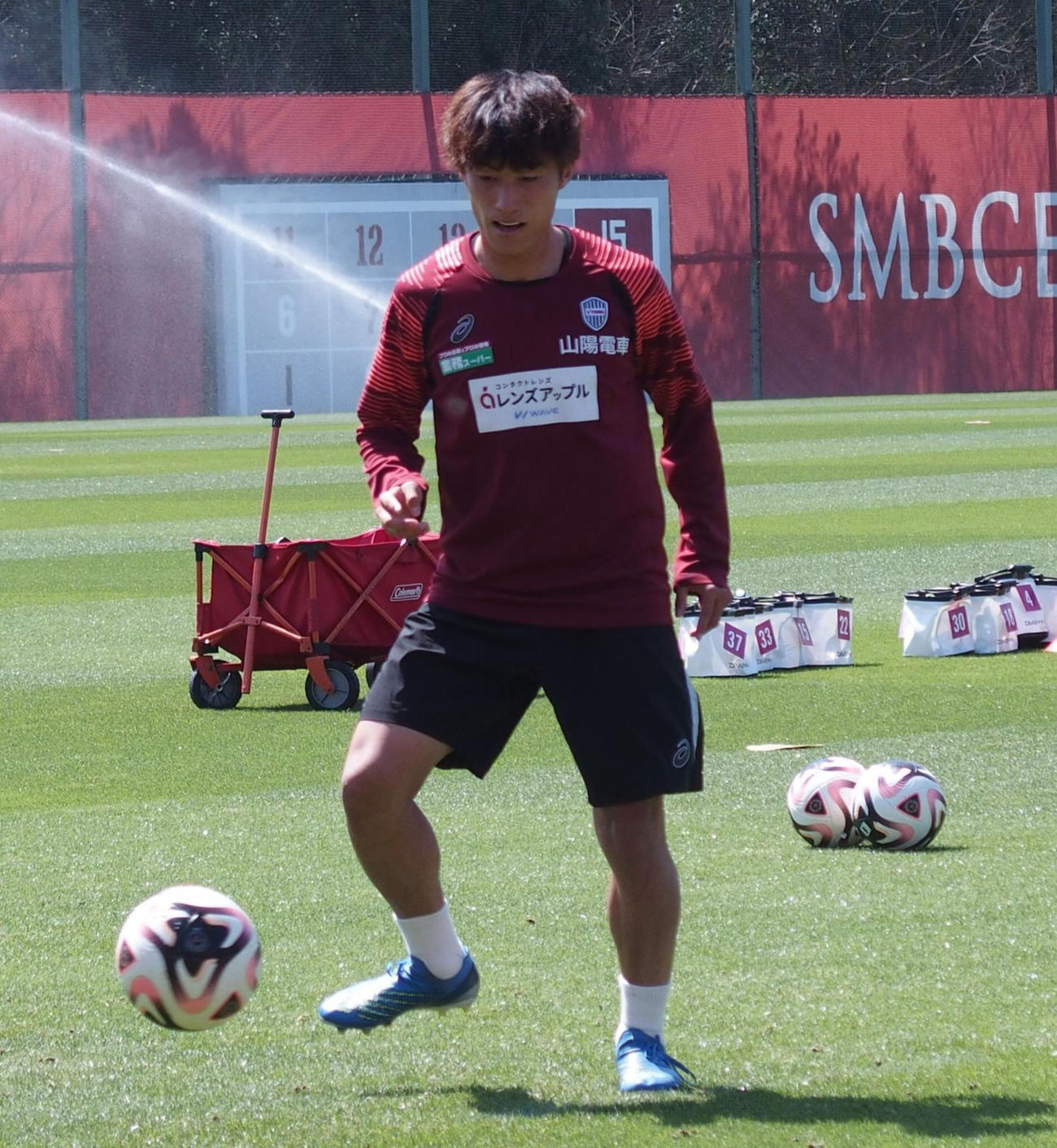 ヴィッセル神戸MF鍬先祐弥（撮影・永田淳）