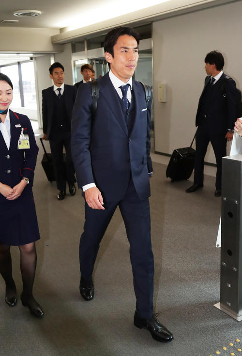 ロシアから帰国した日本代表の長谷部（2018年7月5日撮影）