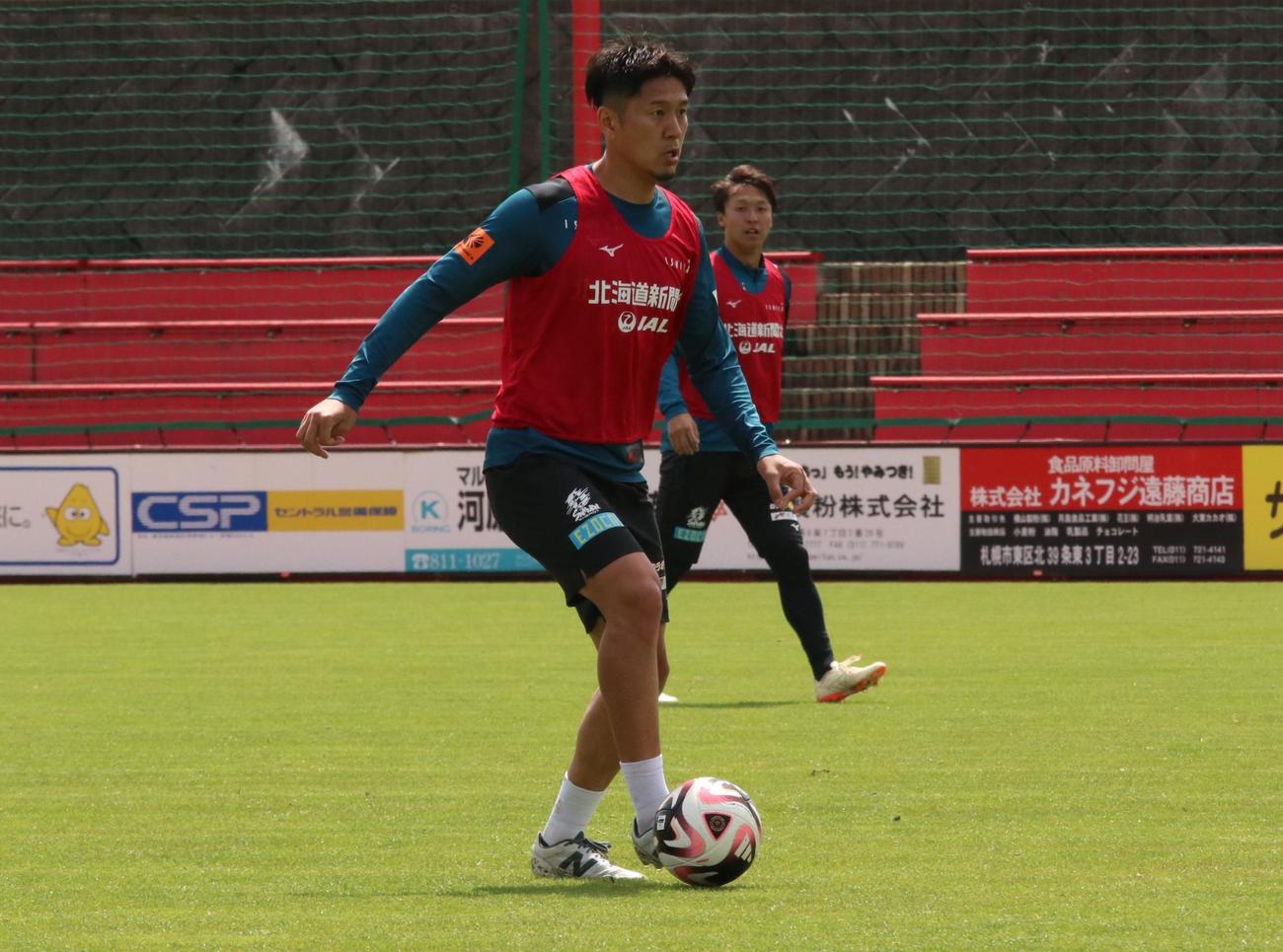 湘南戦前日練習に参加する札幌宮沢（撮影・保坂果那）