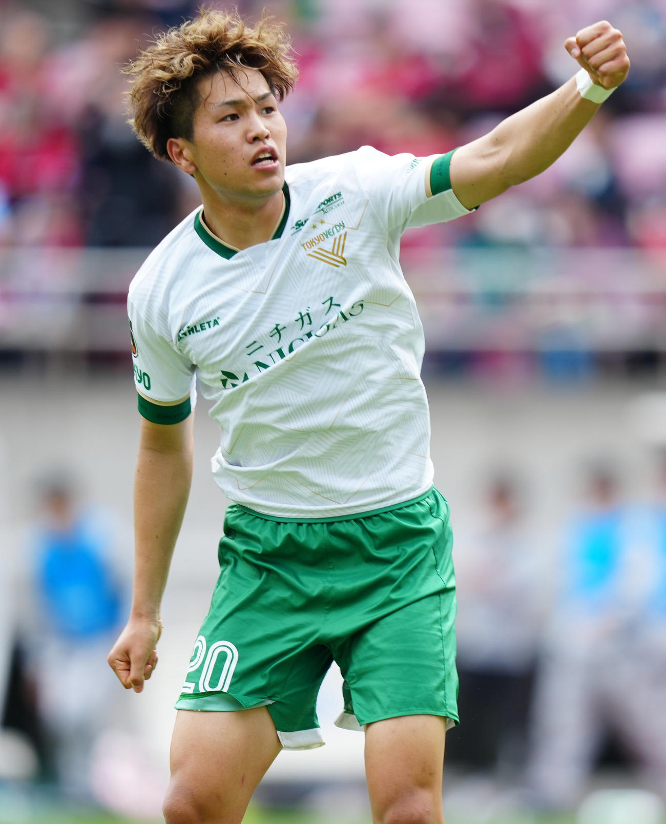 鹿島対東京V　後半、ゴールを決める東京V木村（撮影・狩俣裕三）