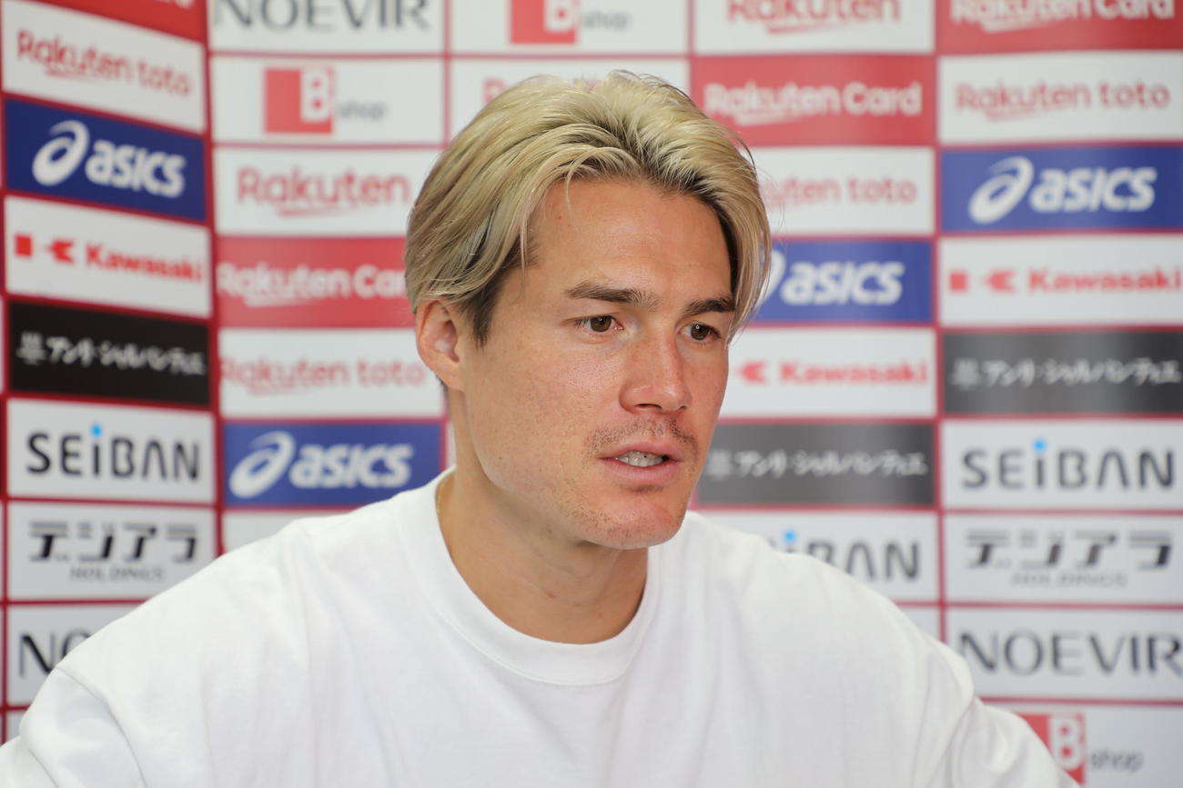 浦和戦に向けたオンライン取材に応じる神戸DF酒井高徳（C）VISSEL KOBE