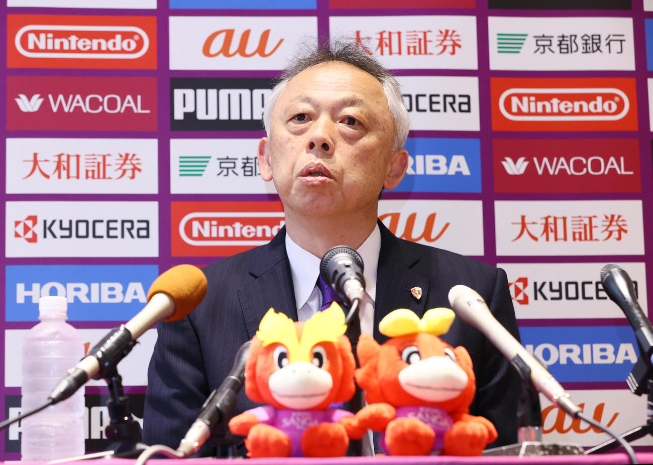 京都のゼネラルマネージャーに就任し会見する大熊氏（撮影・上山淳一）