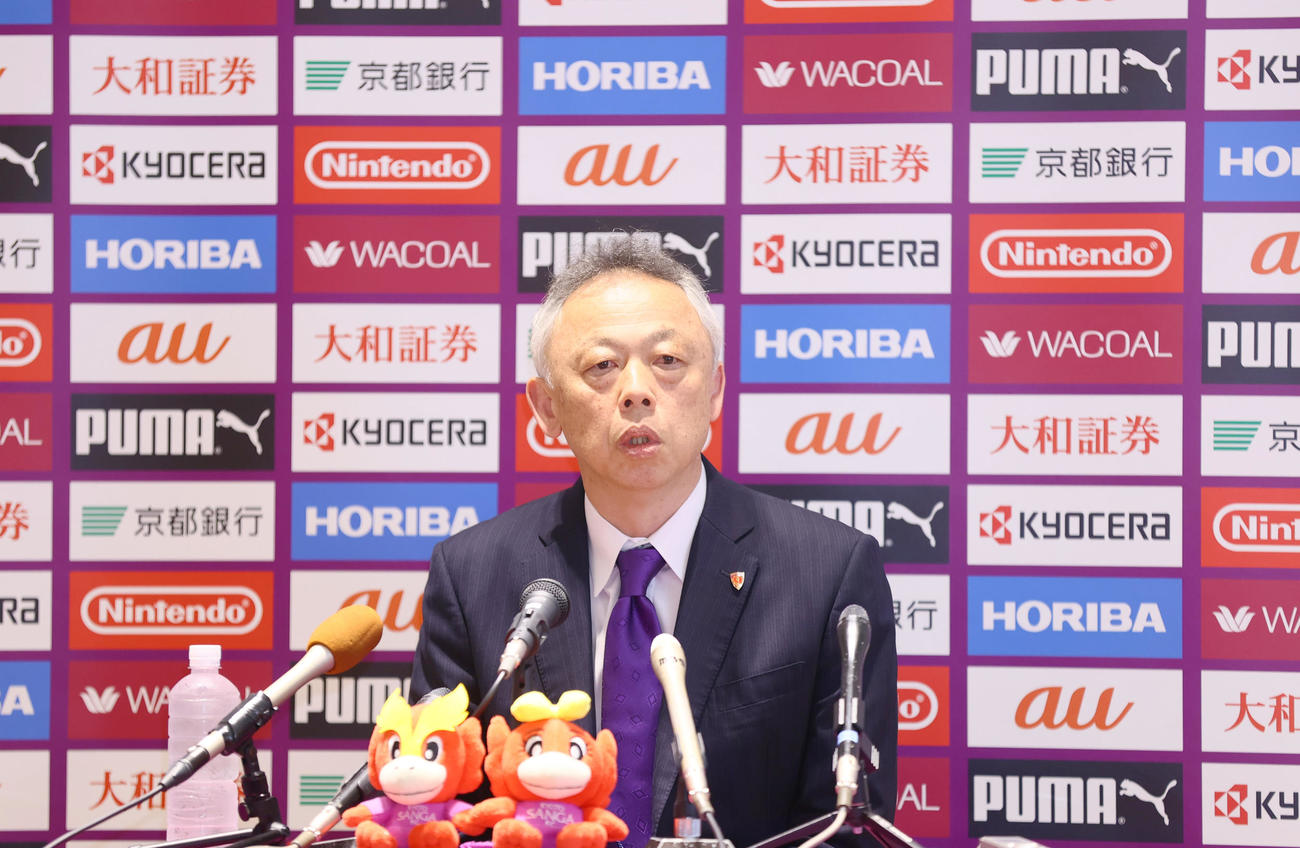 京都のゼネラルマネージャーに就任し会見する大熊氏（撮影・上山淳一）