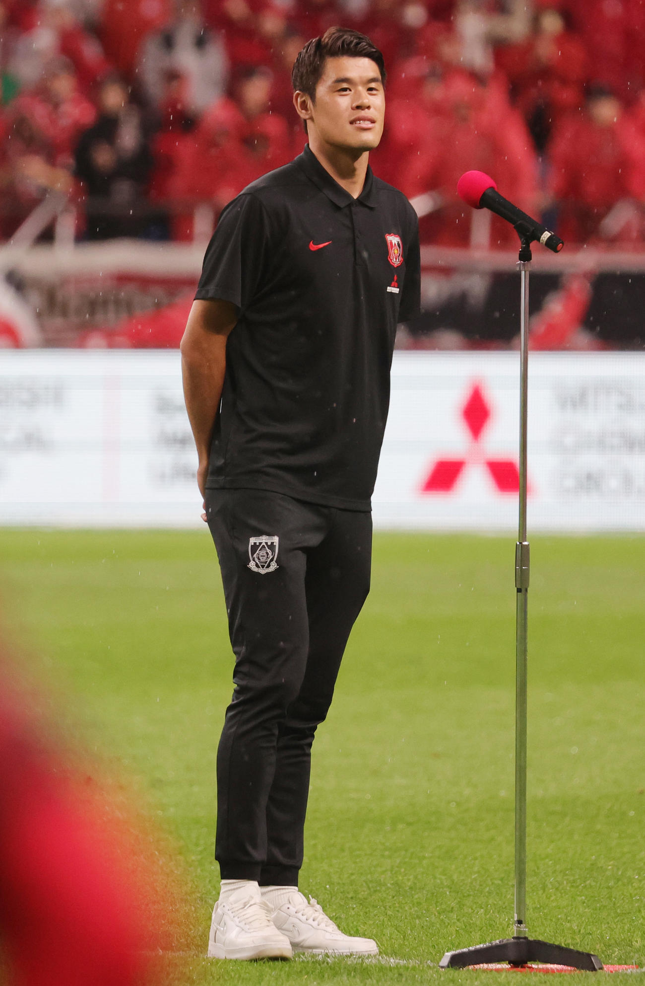 浦和対磐田　浦和退団のセレモニーであいさつする酒井（2024年6月30日撮影）