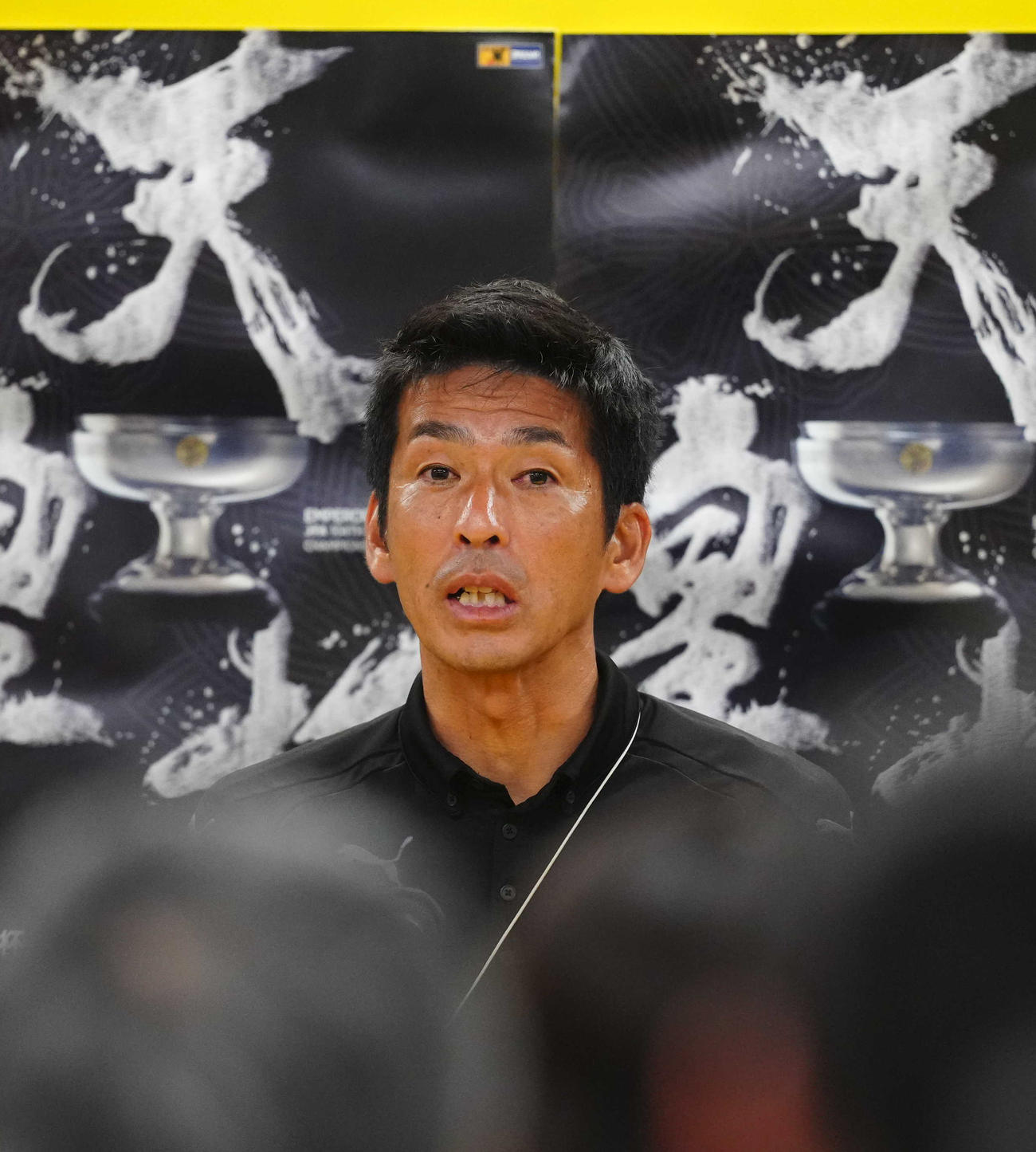 柏対筑波大　試合に敗れ、会見を行う筑波大の小井土監督（撮影・狩俣裕三）