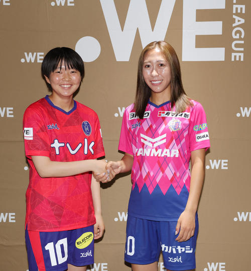 開幕節で対戦すノジマ相模原榊原（左）とC大阪ヤンマー脇阪（撮影・野上伸悟）