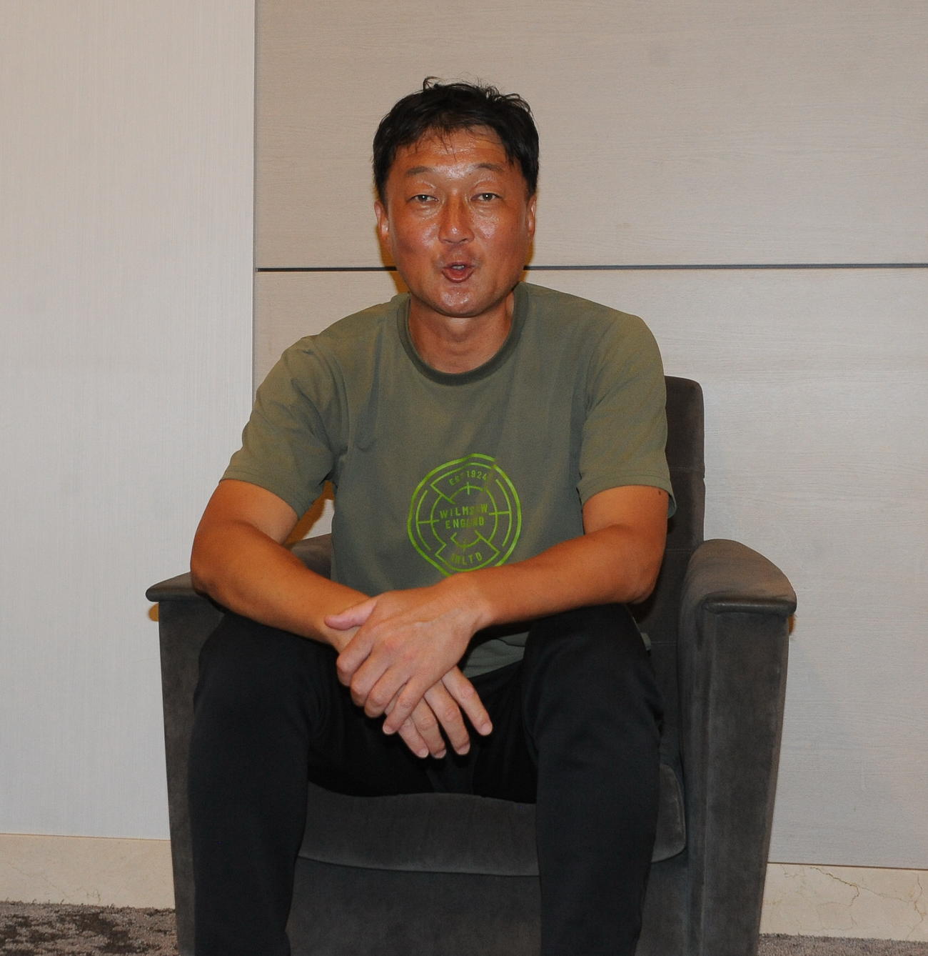 総理大臣杯決勝を戦う阪南大・朴監督（撮影・小林忠）