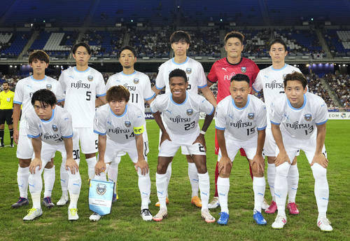 蔚山戦に臨む川崎イレブン（共同）