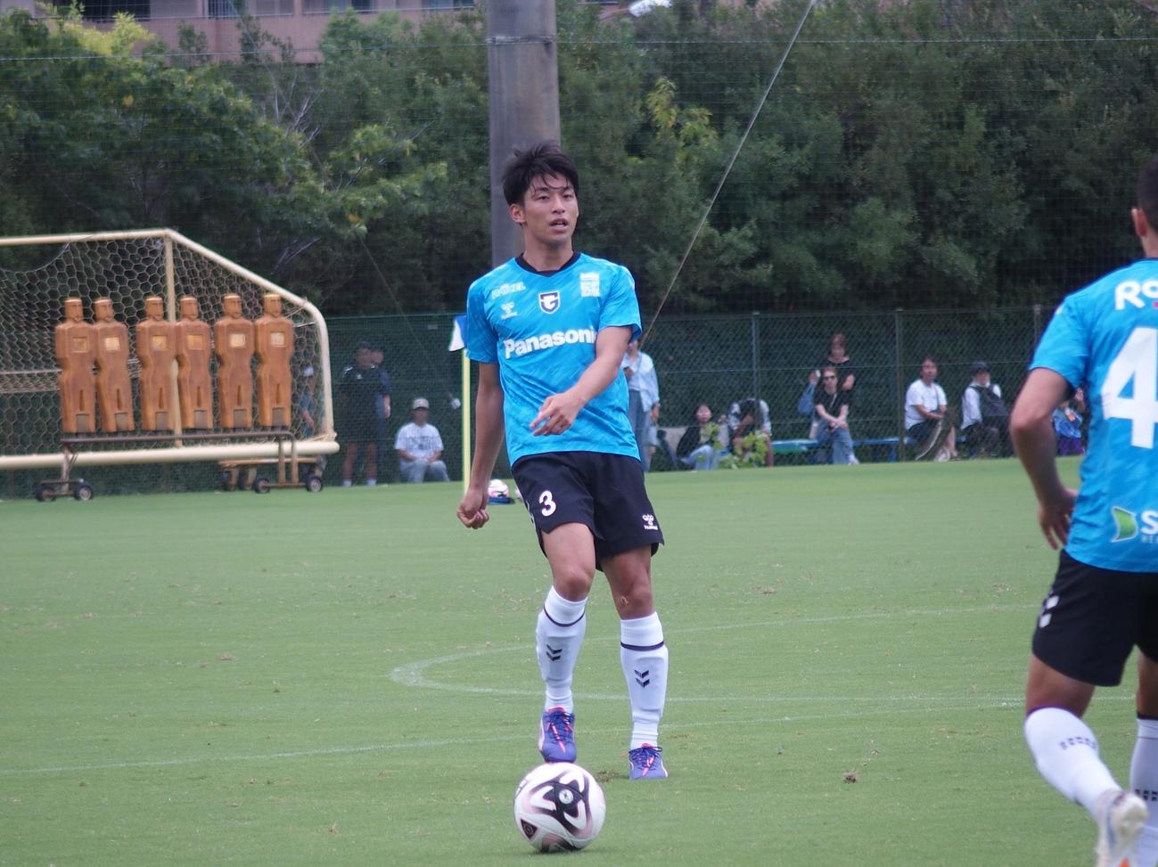 奈良クラブとの練習試合で実戦復帰したG大阪DF半田陸（撮影・永田淳）