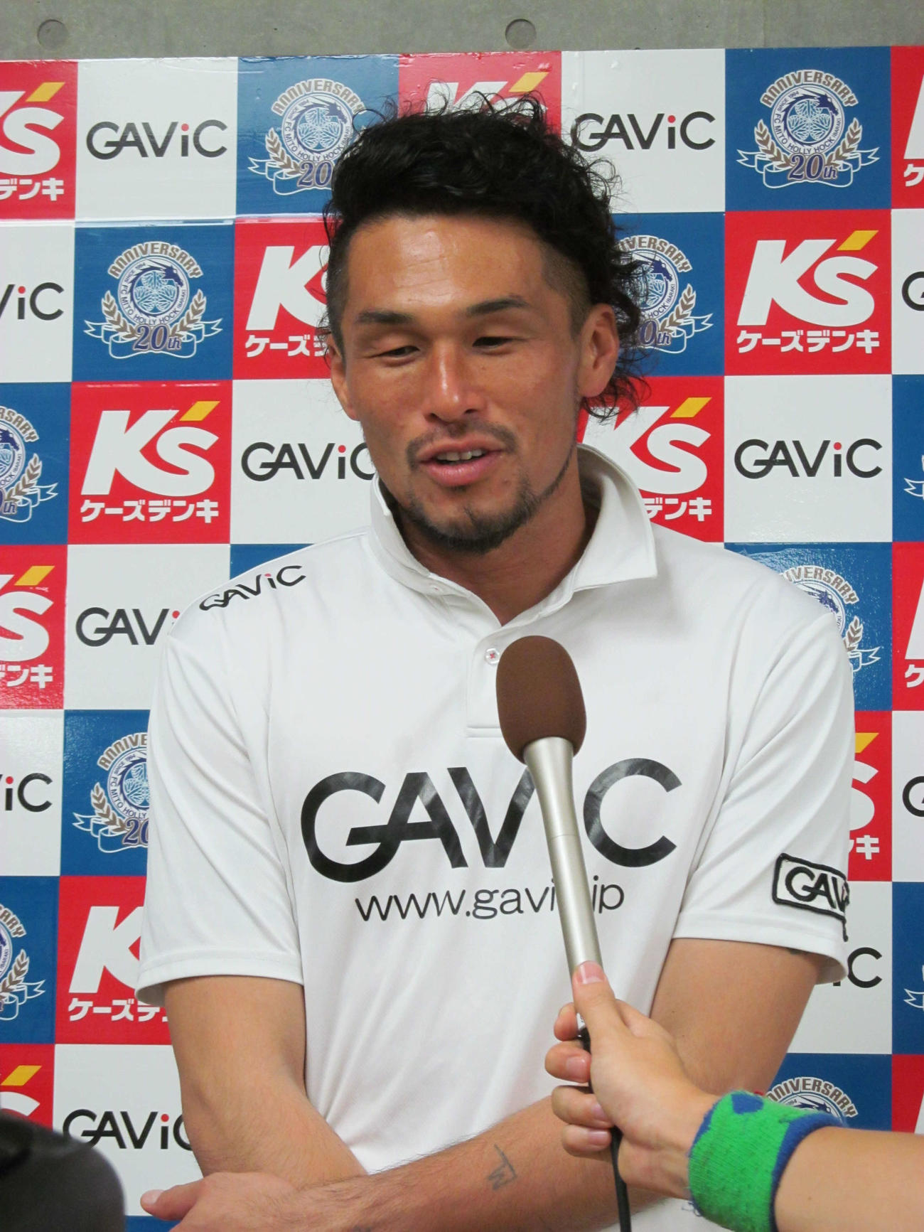2014年8月10日、J2のみでの500試合出場を達成した水戸GK本間