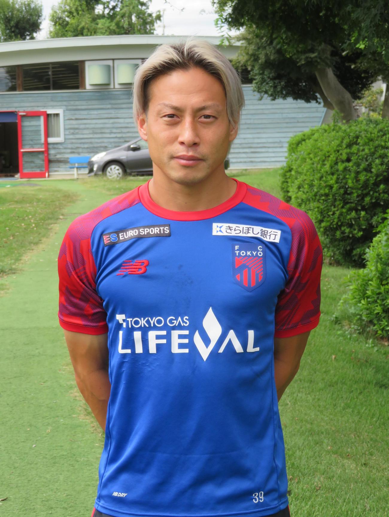 取材に応じたFC東京FW仲川輝人（撮影・佐藤成）
