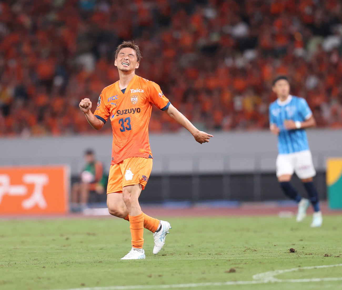 清水対横浜FC　前半、シュートを外し悔しがる清水乾（撮影・水谷安孝）