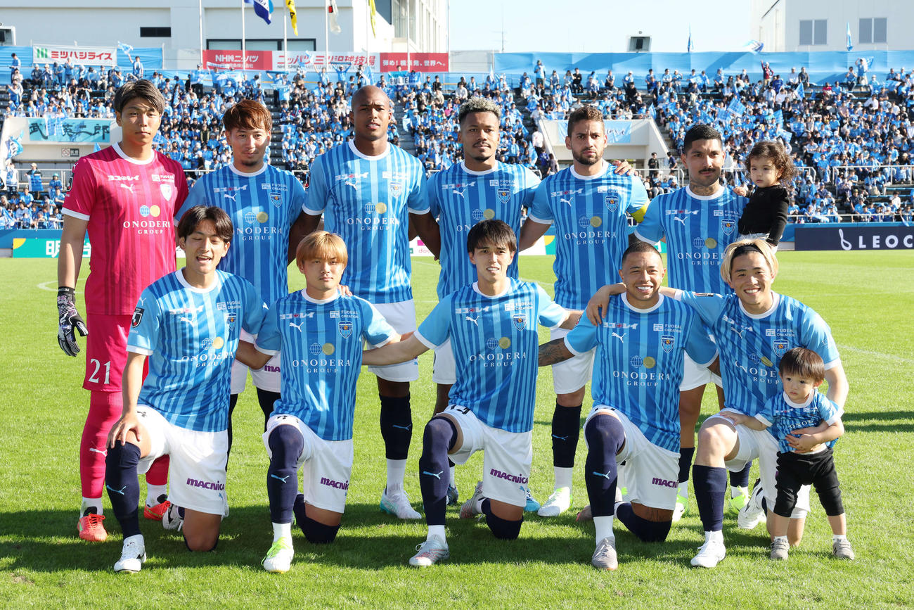 横浜FC対栃木　栃木戦に臨む横浜FCのスタメン（撮影・宮地輝）