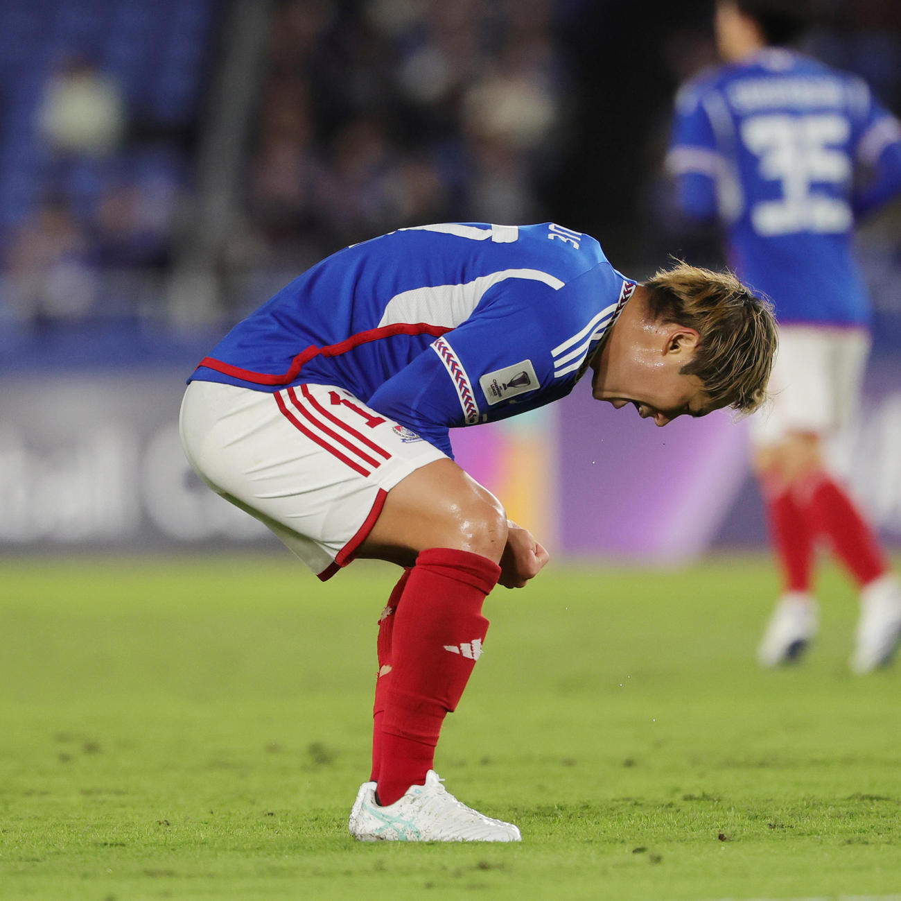 横浜対ブリラム　前半、先制ゴールを決め喜ぶ横浜井上（撮影・野上伸悟）
