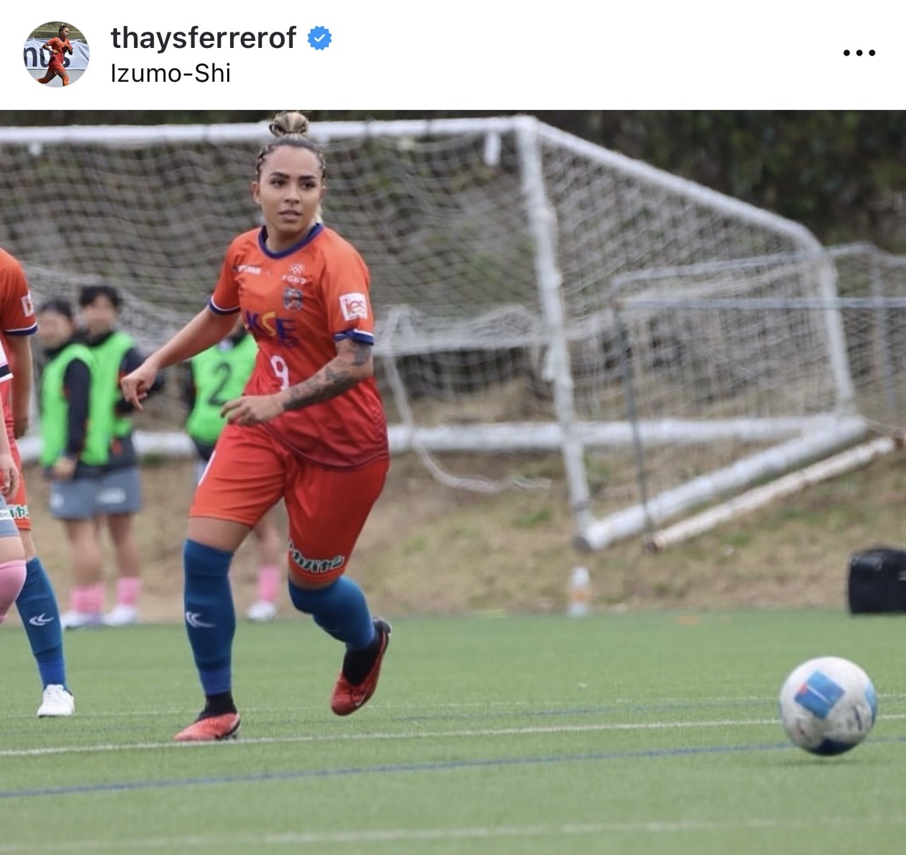 フェヘ・タイスのインスタグラムから