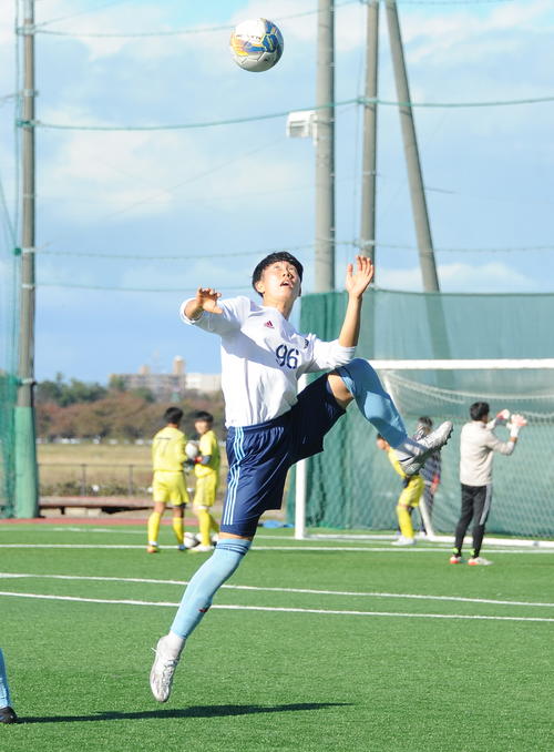 高校サッカー】新潟大会決勝 新潟明訓・福原快成「自信ある」鉄壁守備