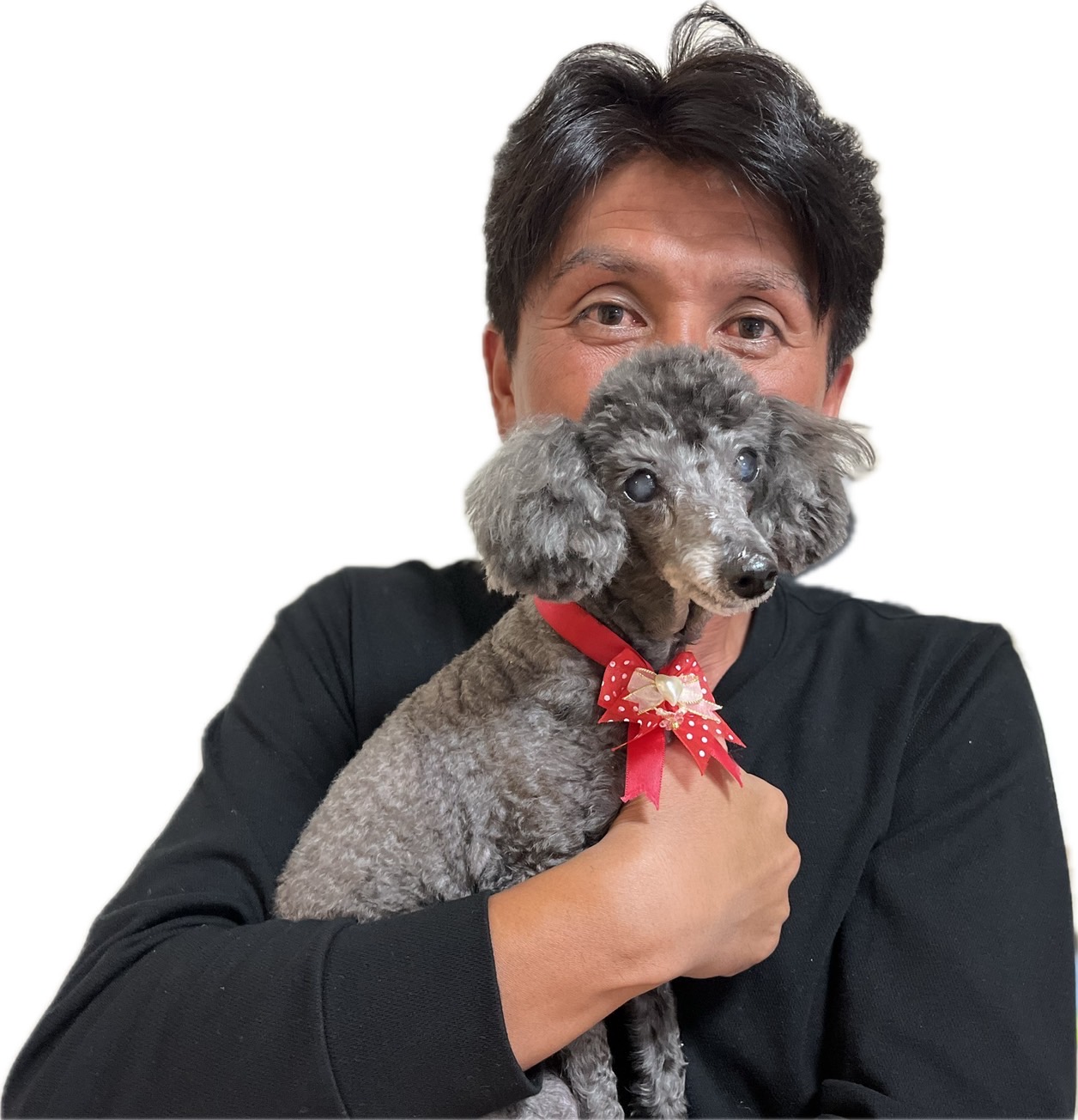 21年、監督就任直後に愛犬メリーちゃんと記念撮影するC大阪小菊監督（本人提供）