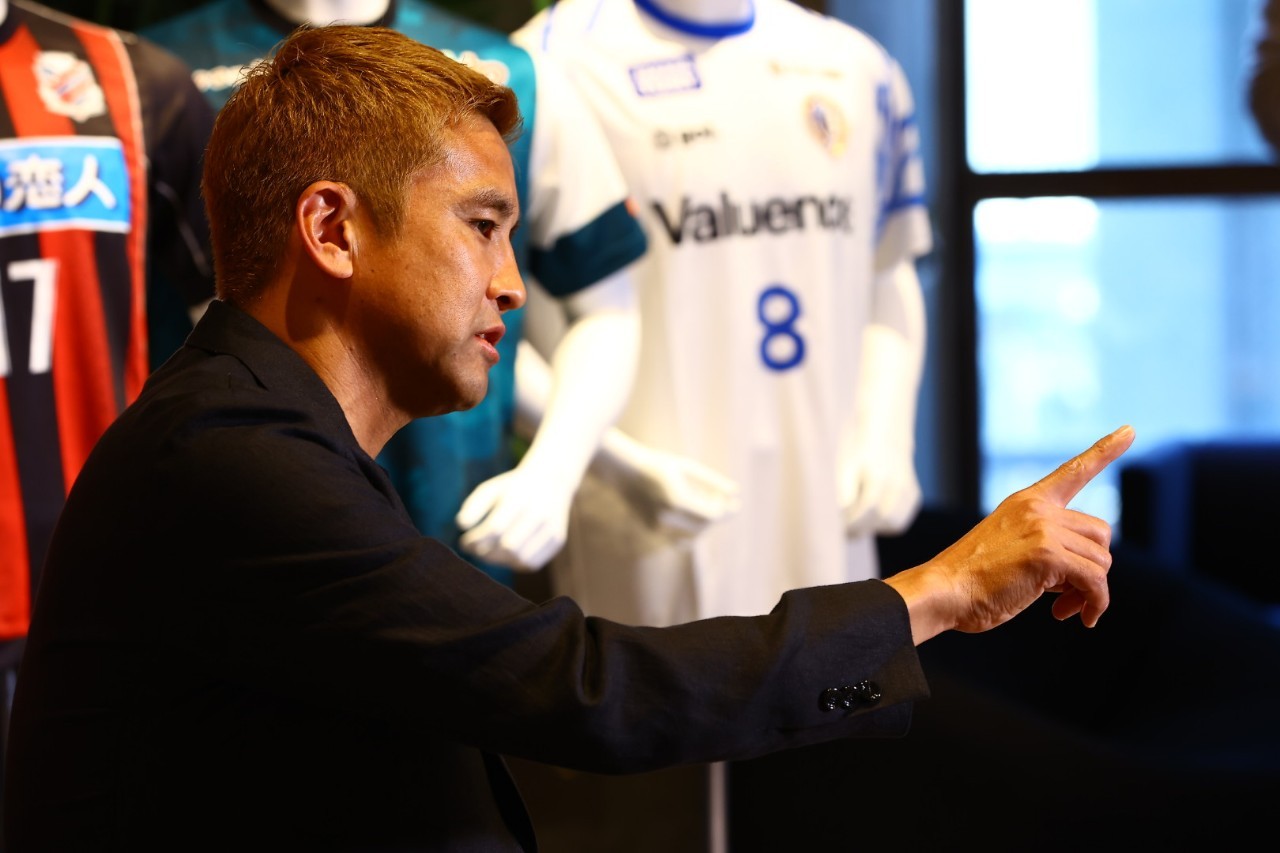 引退会見を開いた元日本代表MF稲本潤一（C）南葛SC／松岡健三郎