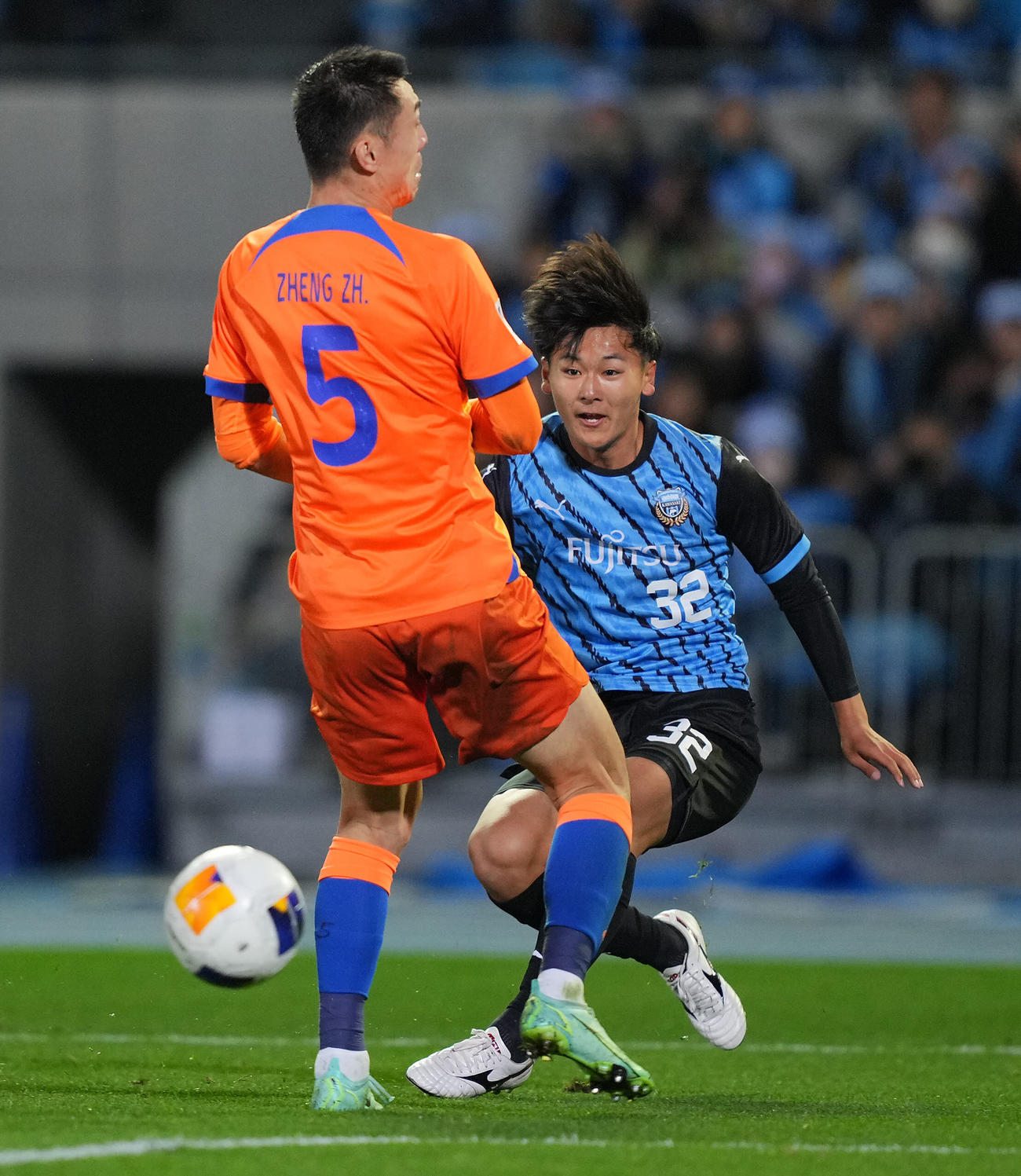 川崎F対山東泰山　後半、川崎F山田新のチーム4点目のゴールをアシストする神田（撮影・垰建太）