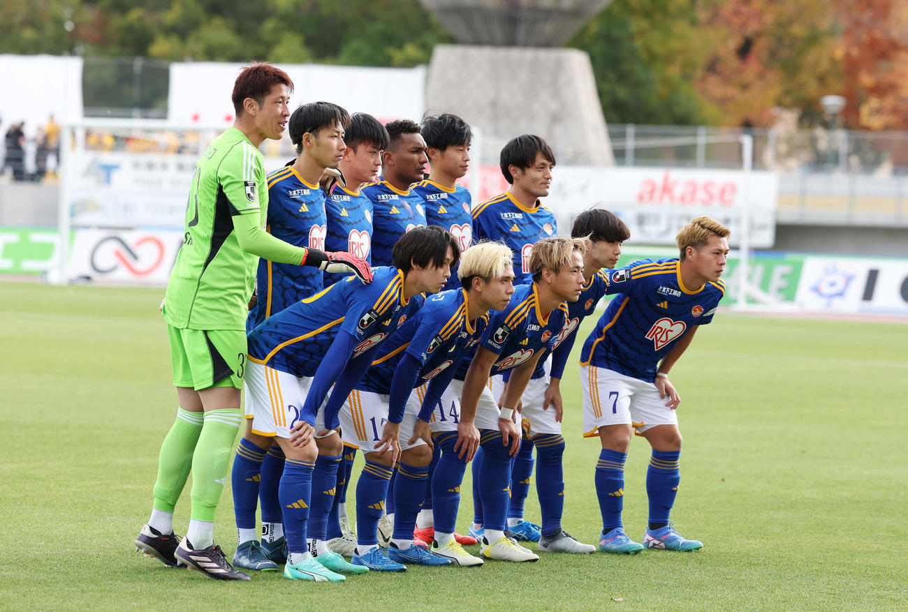 岡山対仙台　J1昇格を懸けた岡山戦に臨む仙台イレブン（撮影・前田充）