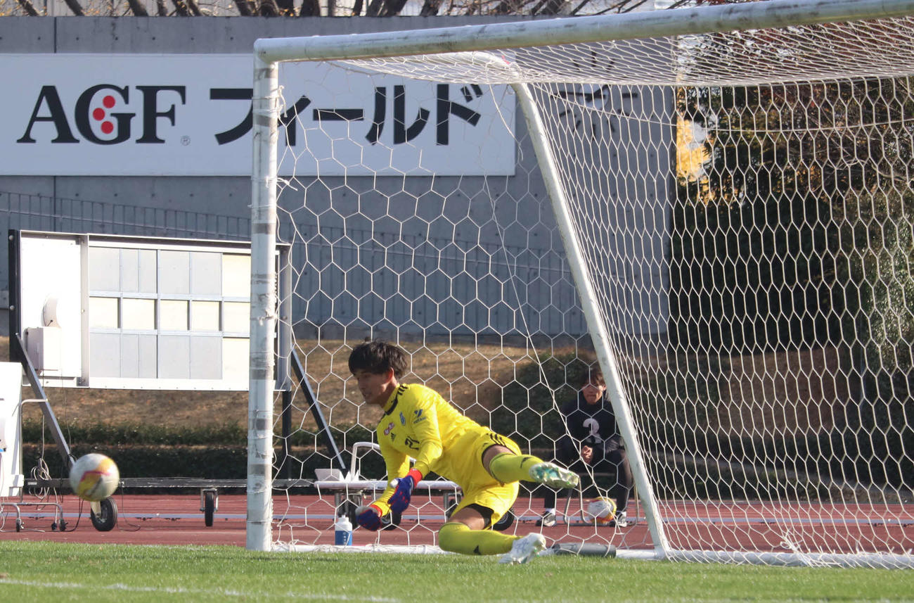 PK戦で2本のPKを止めた関西学院大GK宮本流維