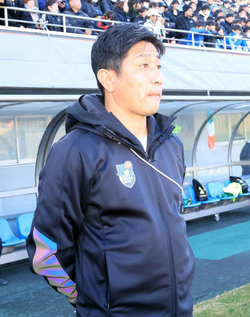 高校サッカー】前回王者の青森山田初戦敗退 高川学園のクルクル回る