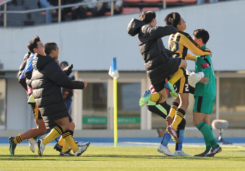 高校サッカー】前橋育英、PK戦を制して3回戦進出 前半圧倒も後半に