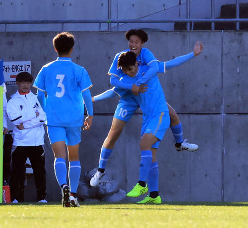 高校サッカー】阪南大高6発大勝、エース硲冬真が2得点1アシストで