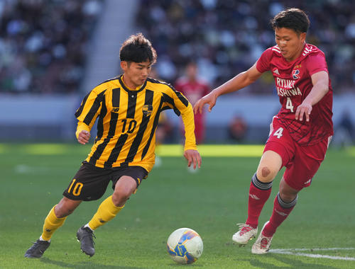 高校サッカー】第1試合タイガー×赤、第2試合タイガー×赤「準決