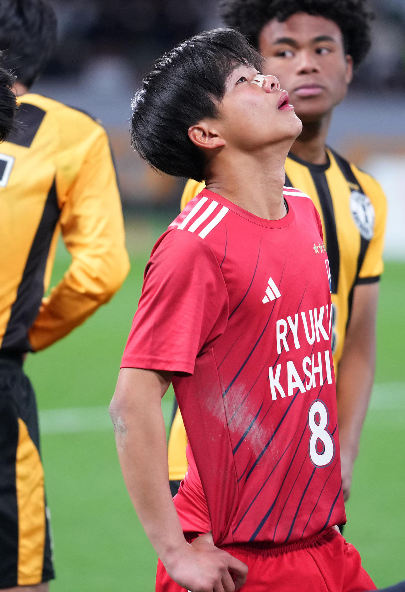 前橋育英対流通経大柏　優勝を逃し涙を流す流通経大柏・亀田（撮影・横山健太）