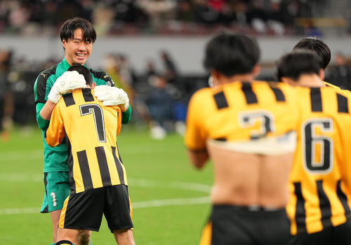高校サッカー】前橋育英GK藤原優希PK戦2度止め「歴史を変えられた」7