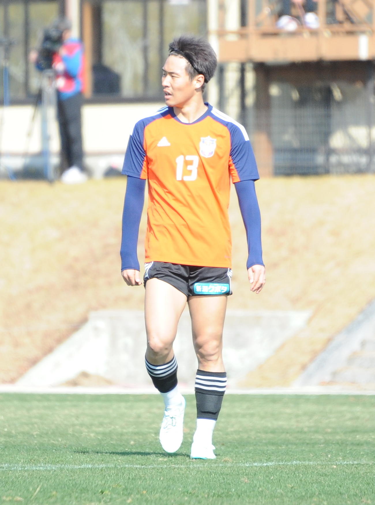 J3金沢との今季初実戦に出場した落合（撮影・小林忠）