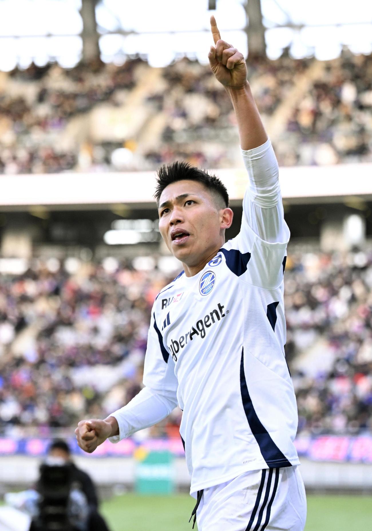 FC東京―町田　後半、決勝ゴールを決め、喜ぶ町田・西村＝味スタ（共同）