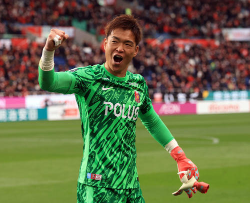 浦和】GK西川周作が200完封でチーム今季初勝利 初ピッチから20年「まだ