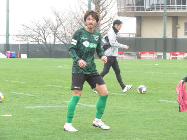 驚異的な回復力でチーム練習に合流した東京Vの千田海人