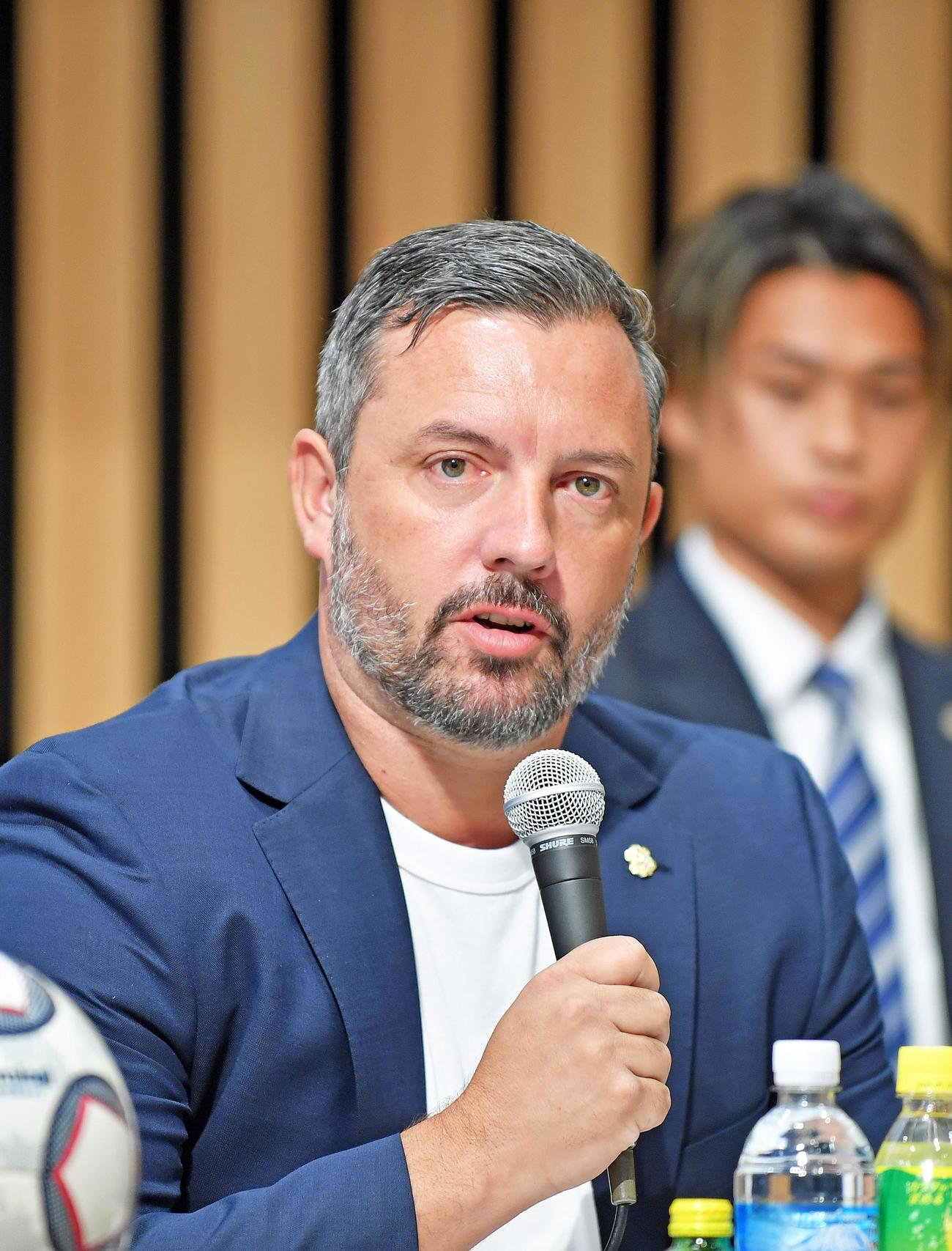 ハッチンソン監督