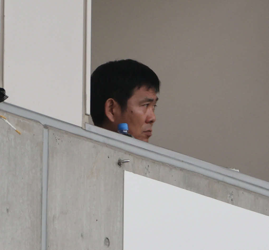 J1第10節　C大阪対鹿島を観戦する日本代表森保一監督（撮影・西尾就之）＝ヨドコウ桜スタジアム、2025年4月12日