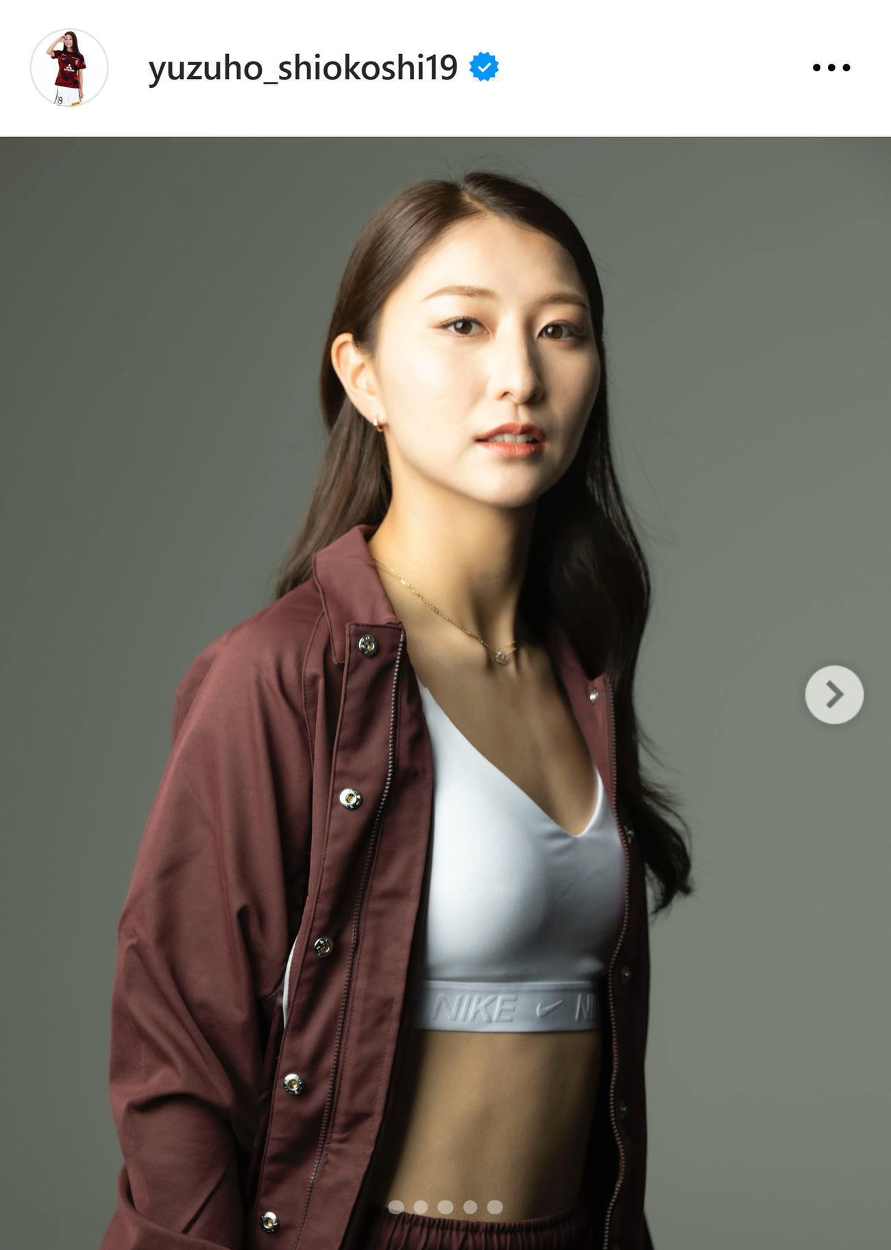 塩越柚歩のインスタグラムから