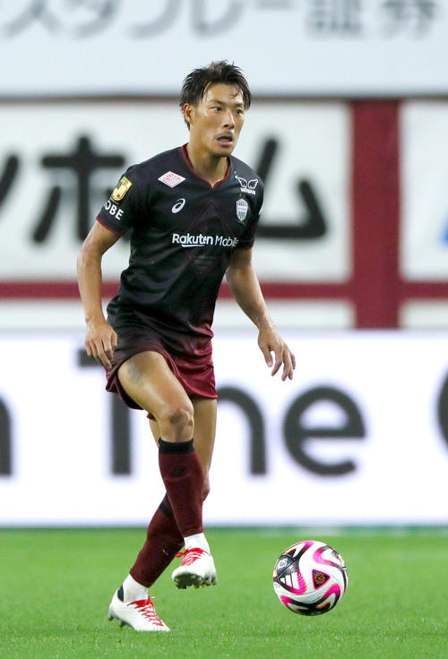 神戸】本多勇喜が鉄壁守備で3連勝もたらす 身長差21センチ埋める守備
