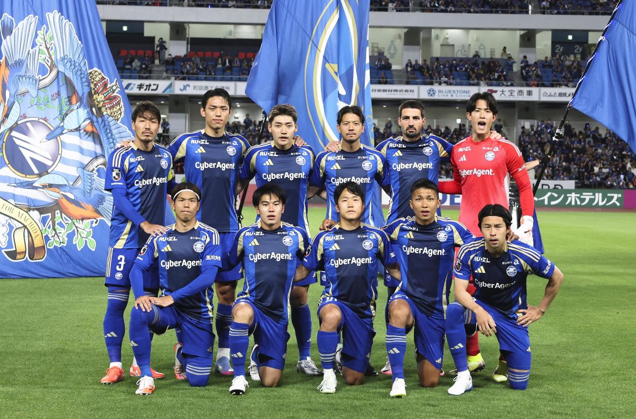 町田対京都　京都戦に臨む町田イレブン（共同）
