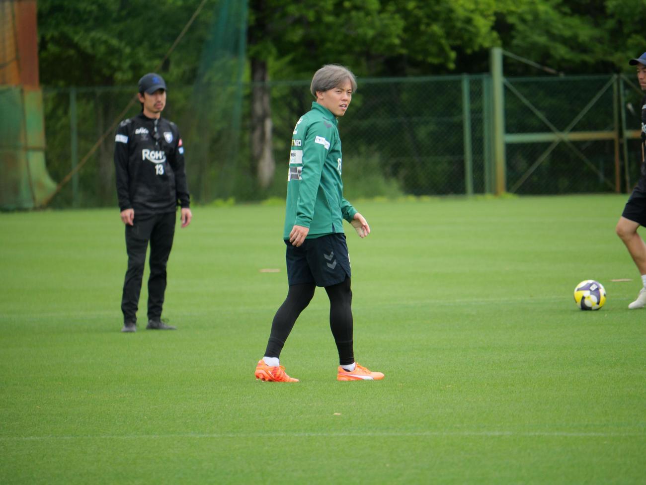 広島戦に向けて調整するG大阪FW満田誠(C)GAMBA OSAKA