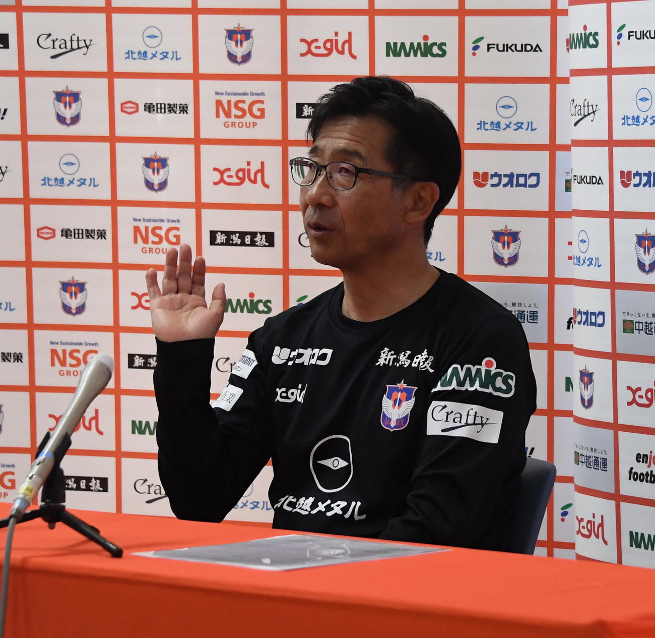 今季を総括する新潟L橋川監督（2025年5月21日撮影）