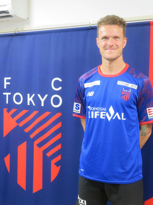 FC東京】元浦和ショルツが別人級変化「ロングヘアーが恋しい」も