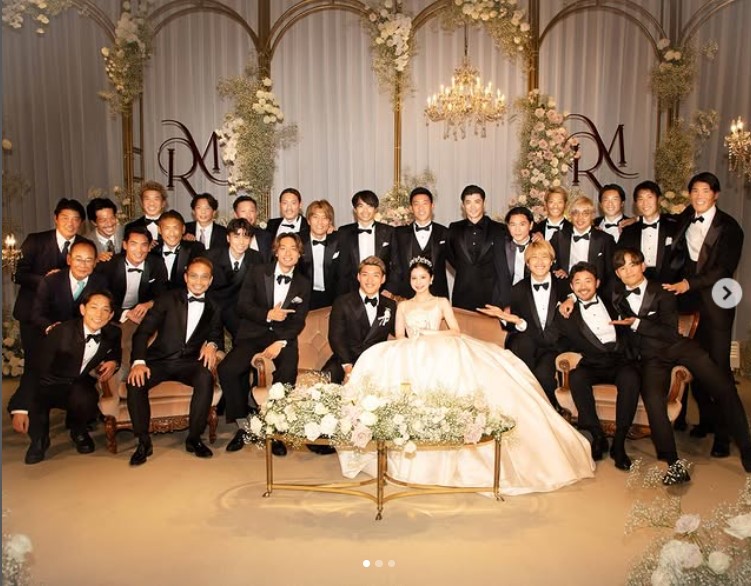 堂安律の披露宴（堂安律のインスタグラムから）