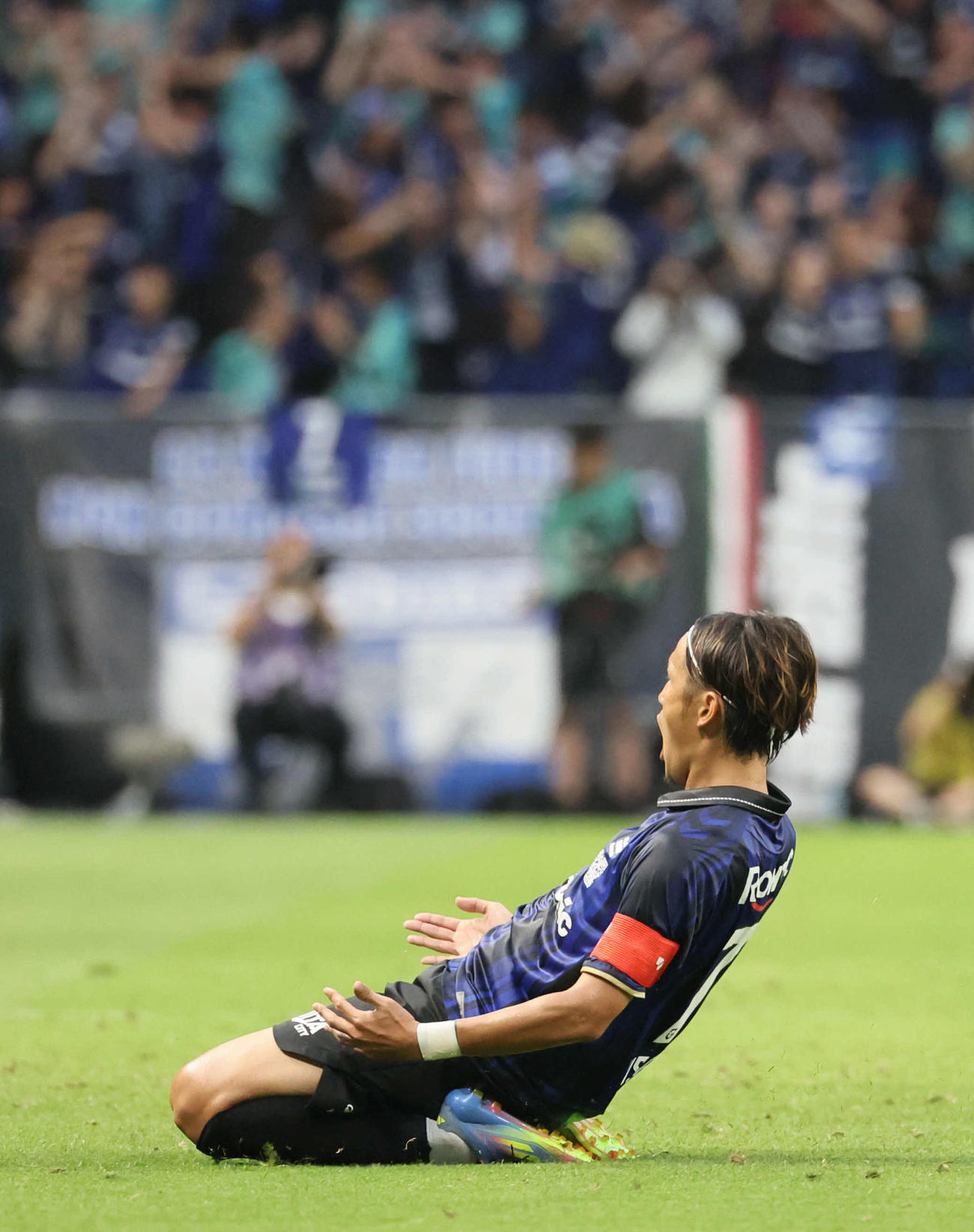 G大阪対FC東京　前半、フリーキックを直接決めて先制したG大阪宇佐美（撮影・宮崎幸一）