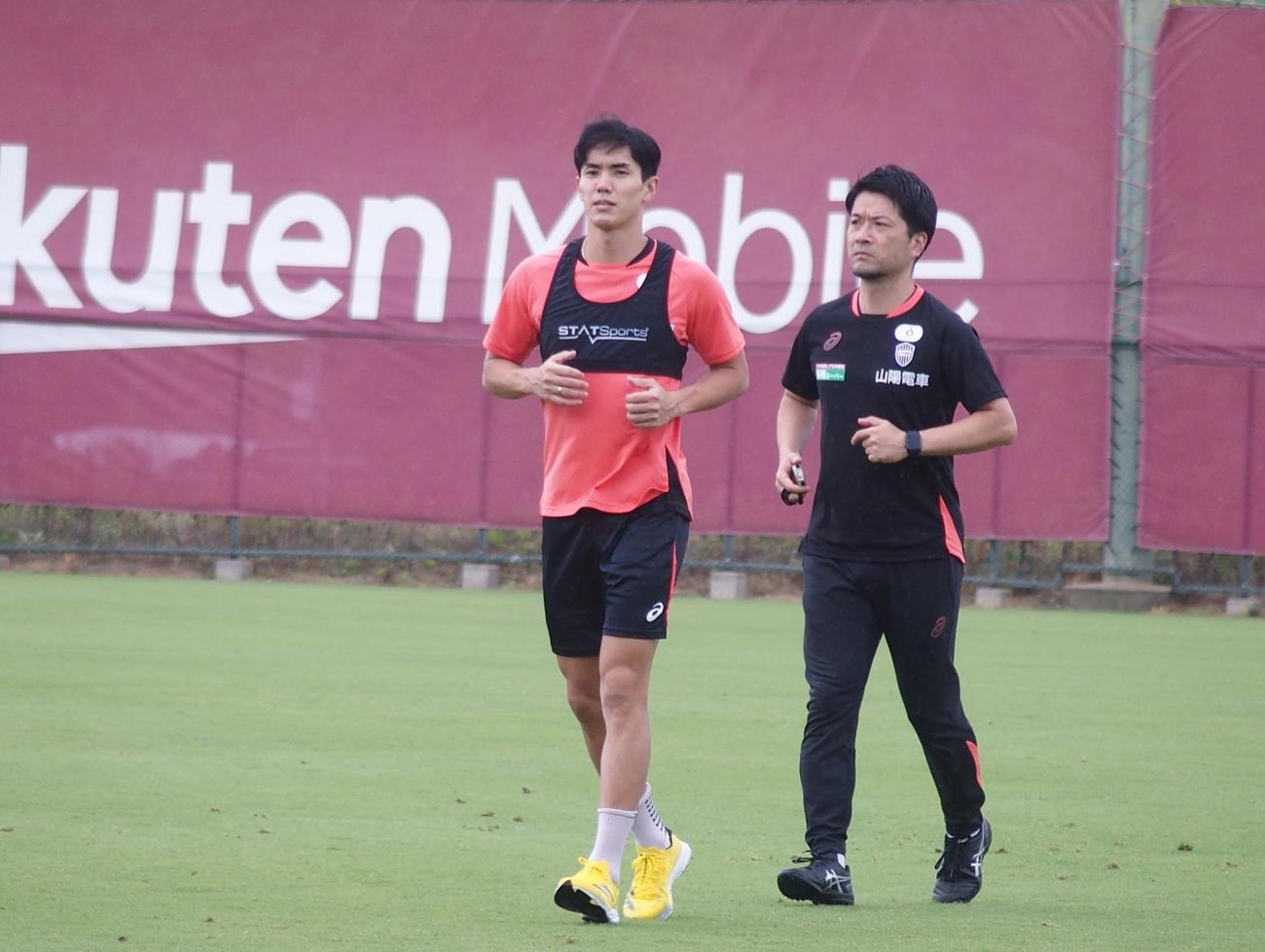 ランニングする神戸FW武藤嘉紀（撮影＝永田淳）