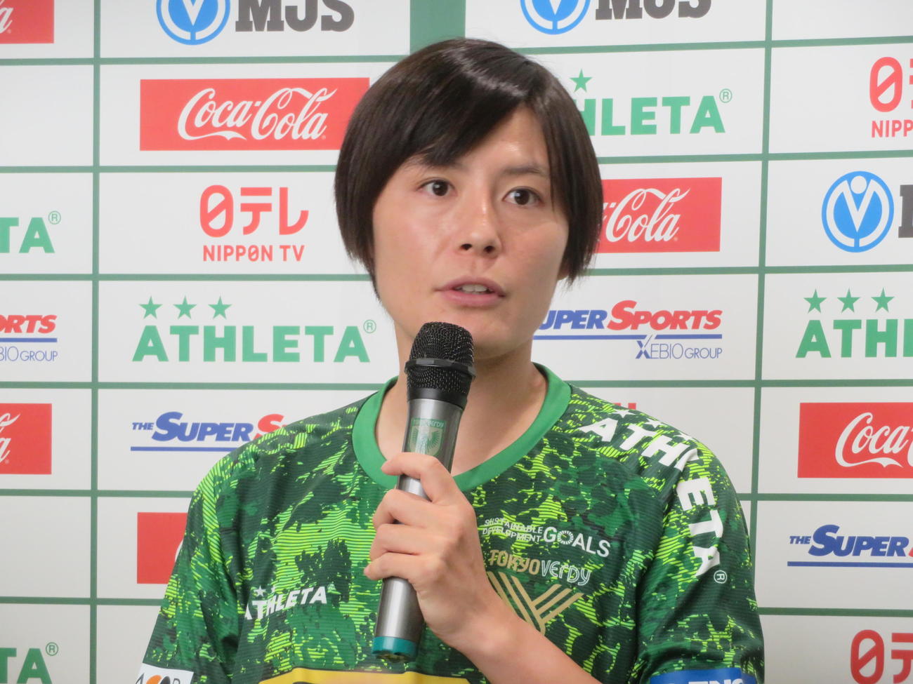 日テレ東京ヴェルディベレーザの新体制発表会に出席したMF猶本光（撮影・佐藤成）