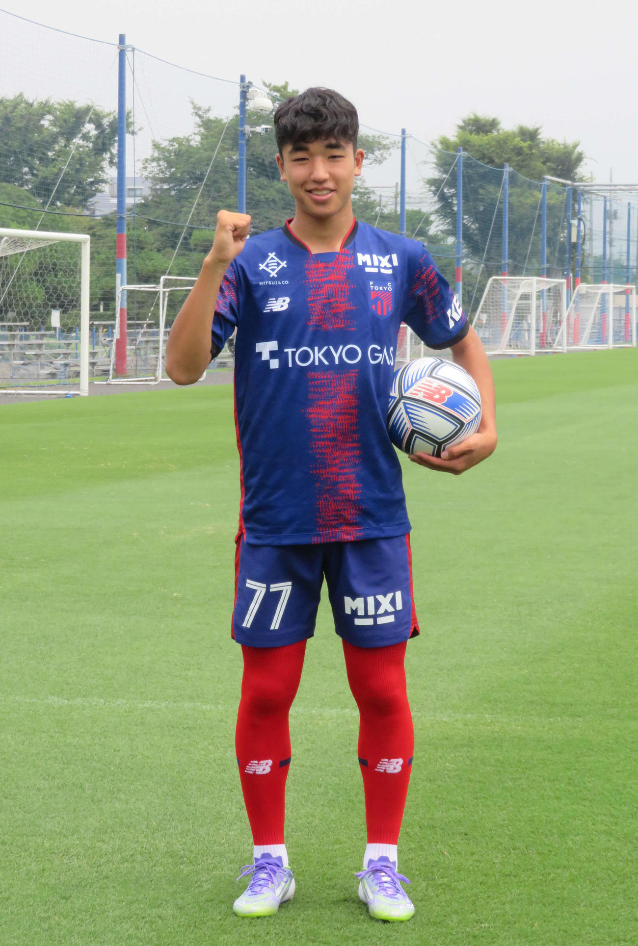クラブ史上最年少となる16歳0日でプロ契約を締結したFC東京MF北原槙（撮影・佐藤成）