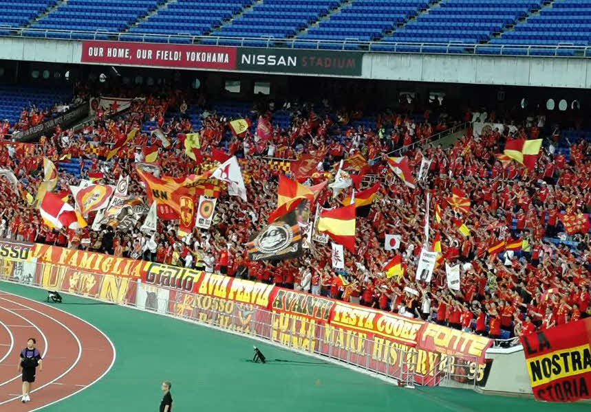 太鼓や横断幕が使用された名古屋の観客席