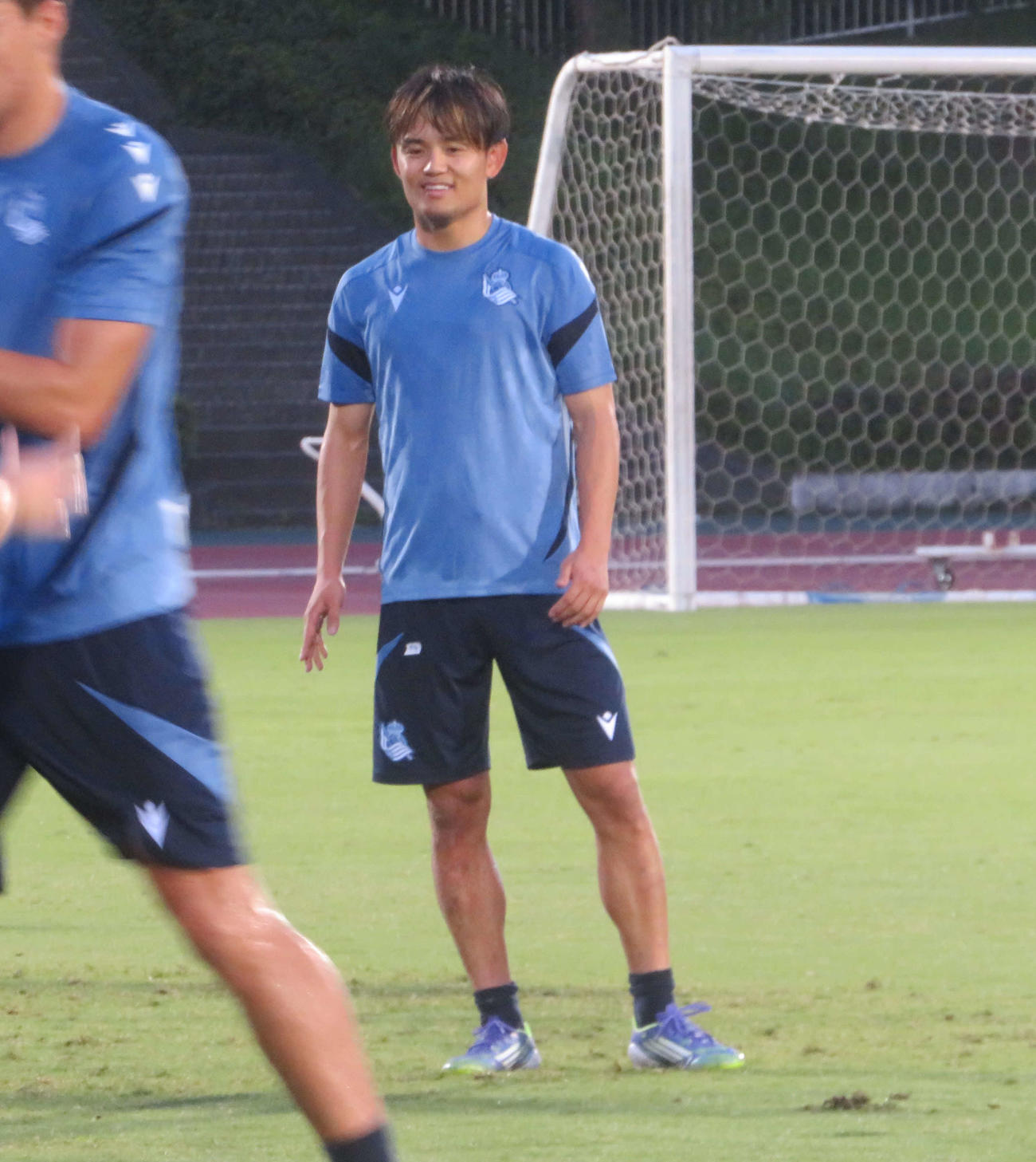 ジャパンツアー第2戦横浜FC戦に向けて調整したRソシエダード久保建英（撮影・佐藤成）